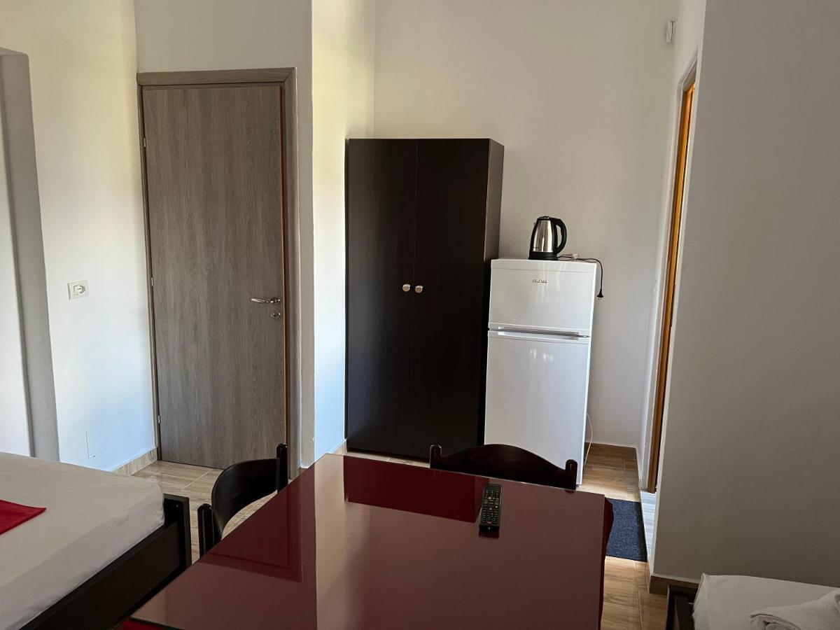 Vila Sidi Ksamil Bagian luar foto