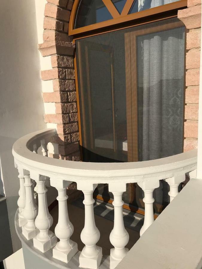 Vila Sidi Ksamil Bagian luar foto